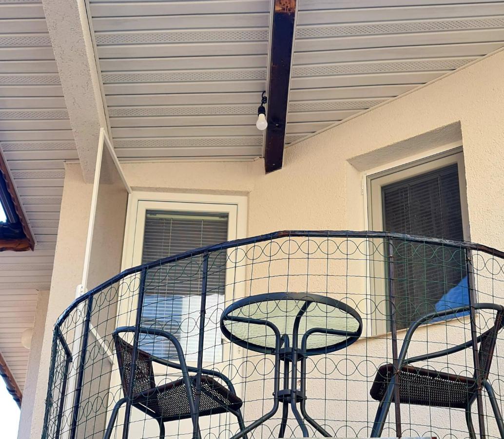 Fema Guest House Balchik Exterior photo