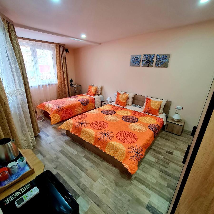 Fema Guest House Balchik Exterior photo