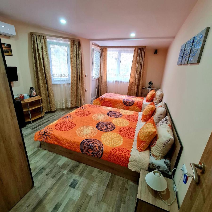 Fema Guest House Balchik Exterior photo