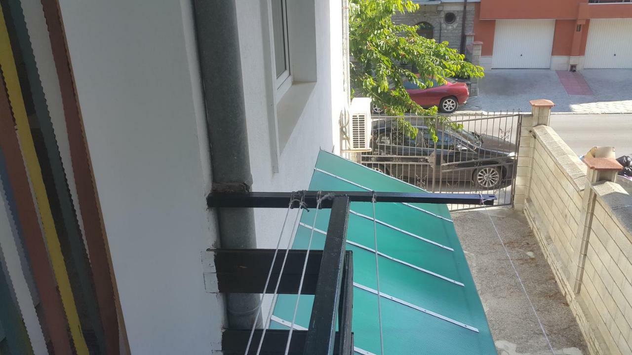 Fema Guest House Balchik Exterior photo